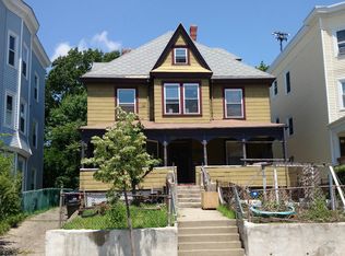 39 Robinson St, Dorchester, MA 02122