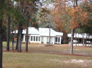 121 Black River Ln, Collins, GA 30421