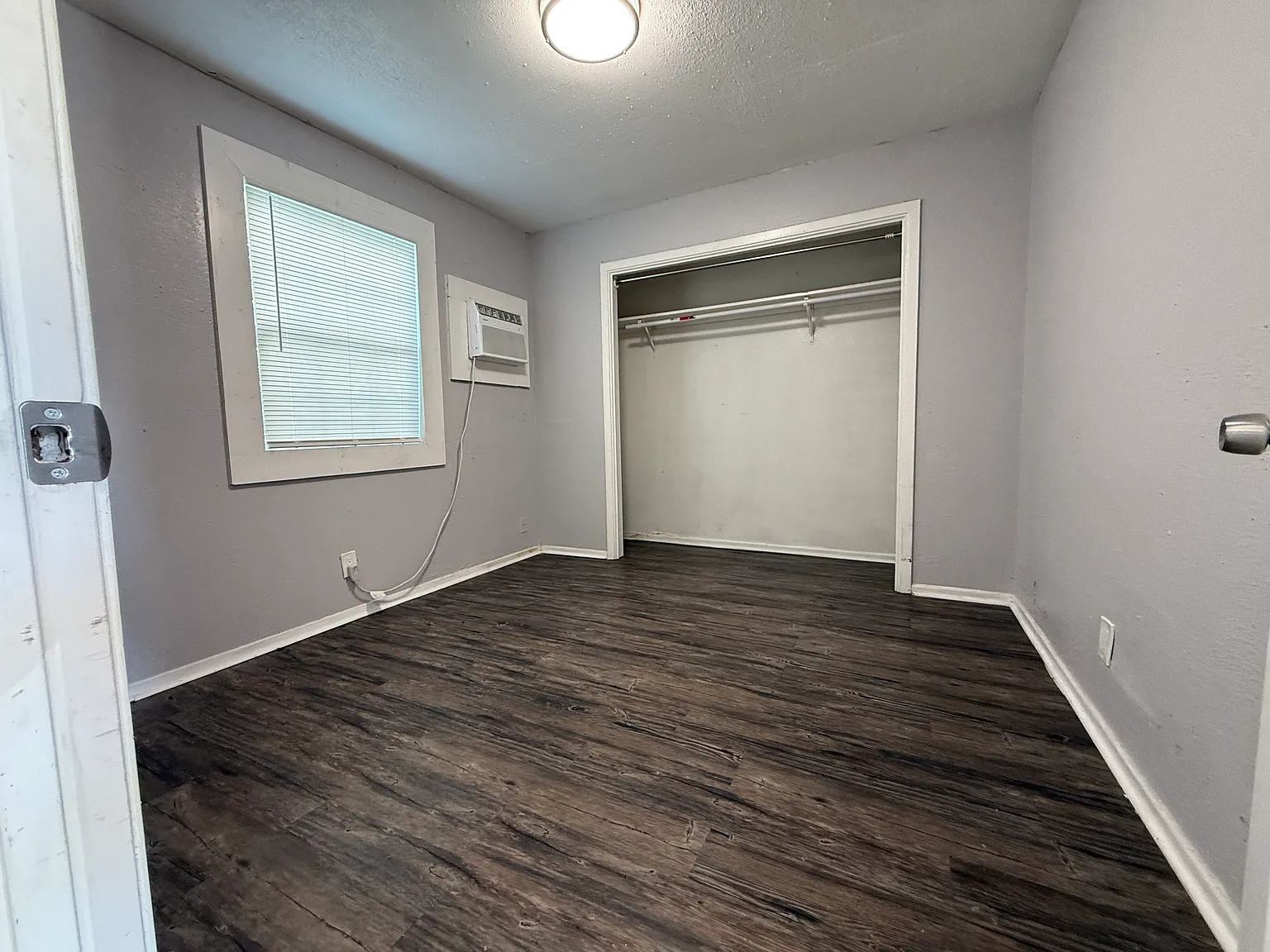 2 bed, 890 sqft, $750 — Photo 4