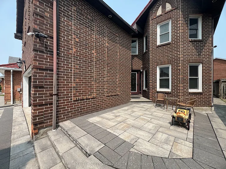 5404 Heritage Hills Blvd #UPPER — Photo 2