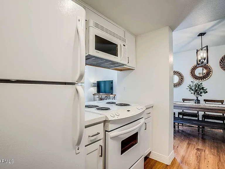 7906 E Keim Dr — Photo 19