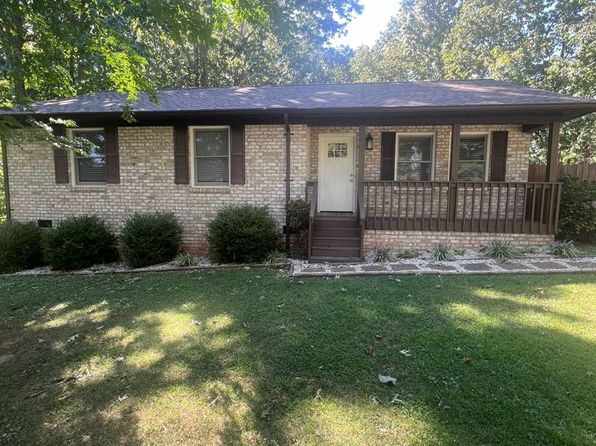 18 Armistead Ln