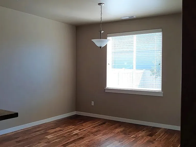 1298 N Tyra Ave — Photo 11