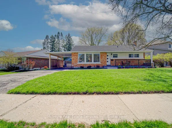 549 Dunbar Rd, Kitchener, ON N2M 2X1