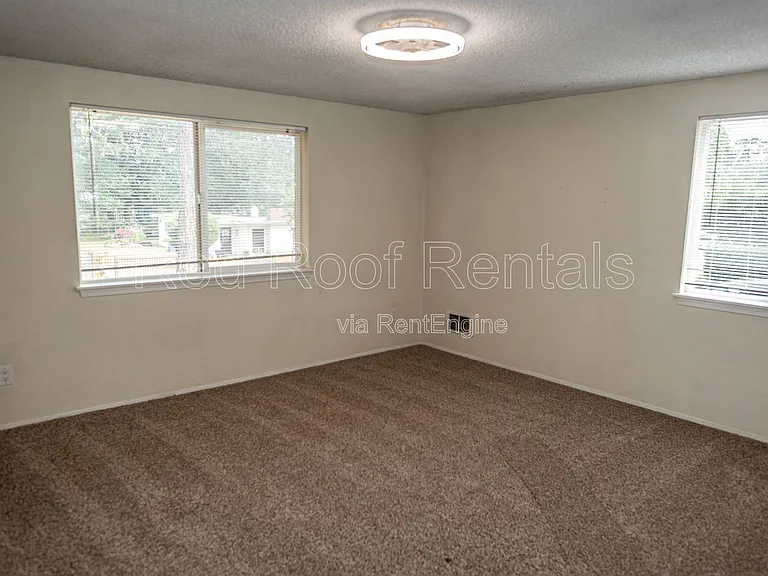 9620 Maple Ave SW — Photo 33
