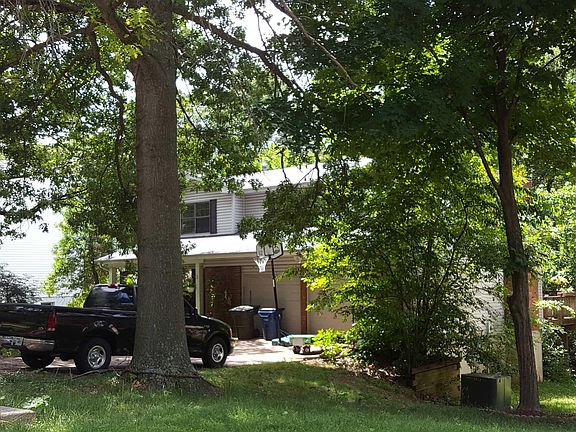 3rd image of 117 Hidden Creek Dr