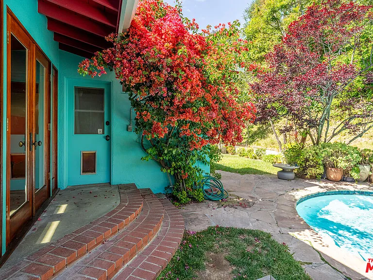 2524 Laurel Pass — Photo 54