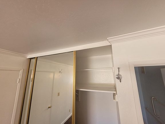 2nd image of 1586 Albatross Dr APT 2