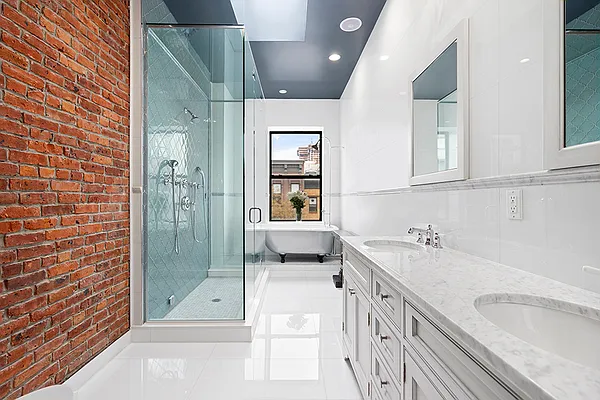 Rented by Corcoran | media 31