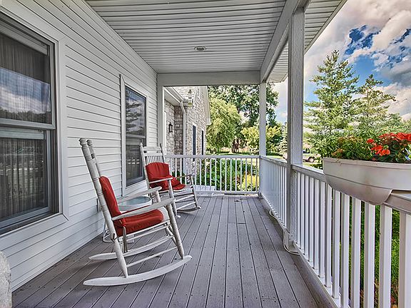 4th image of 1503 Briarwood Ln