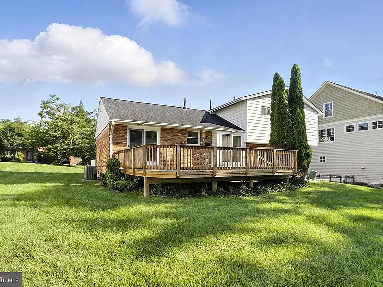 6407 Kirby Rd — Photo 40