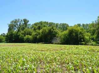 Apple Creek Rd, Appleton, WI 54913