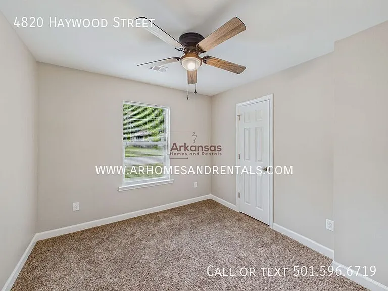 4820 Haywood St — Photo 10