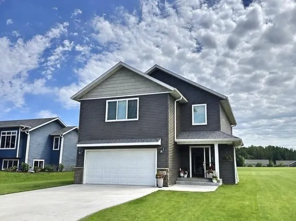 1923 Longview Dr, Detroit Lakes, MN 56501