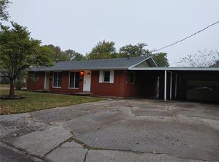 2543 Angela Dr, Granite City, IL