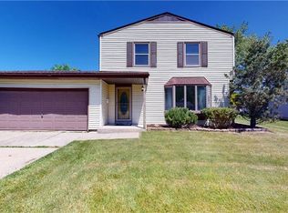 326 Woodward Dr, West Seneca, NY 14224