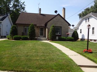 1859 Michigan Ave, Manitowoc, WI 54220