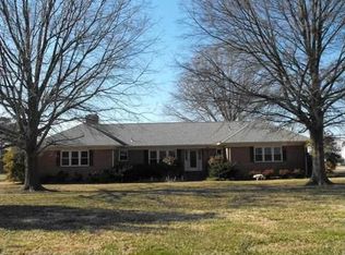 2965 Fleeton Rd, Reedville, VA 22539