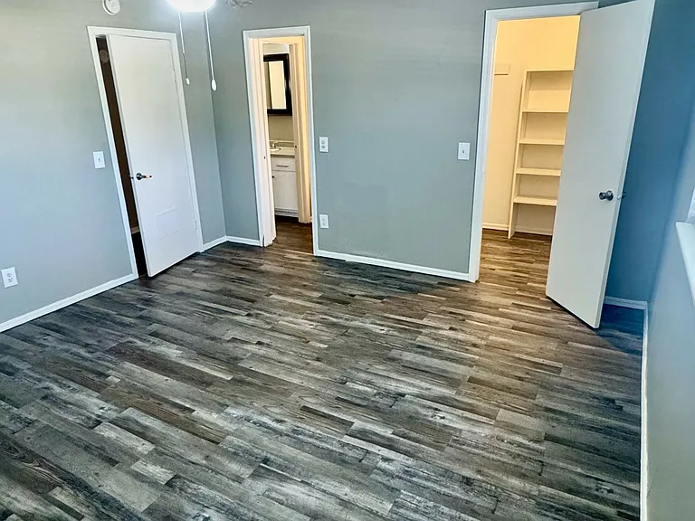 Jasper Gardens Apartments — Photo 11