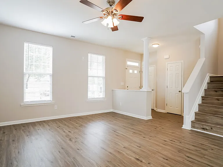 113 Shad Boat Ln — Photo 5