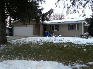 119 Teton Ln, Brookings, SD 57006