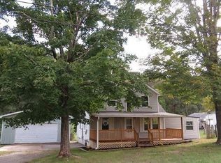 11105 Dezern Ave, Fairdale, KY 40118
