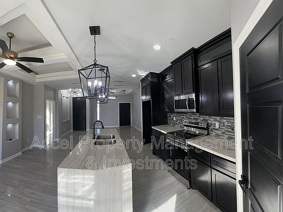 3rd image of 10812 N Baylie Bear Dr
