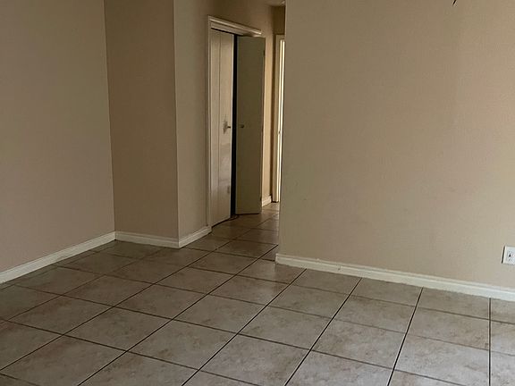 5th image of 7436 Madeira Dr