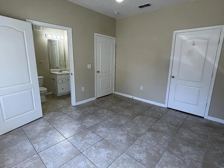 17954 Villa Creek Dr — Photo 19