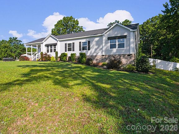 3rd image of 40806 Southbound Rd