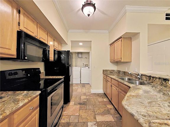 2nd image of 5961 Westgate Dr APT 2012