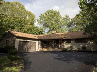 2655 Deptford Dr, Beachwood, OH