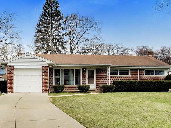 3rd image of 108 W Sunset Rd