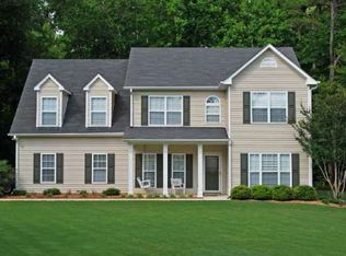 40 Marlboro Ct, Newnan, GA 30265