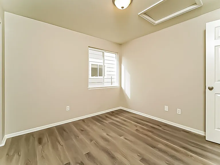 18284 Michigan Creek Way — Photo 14
