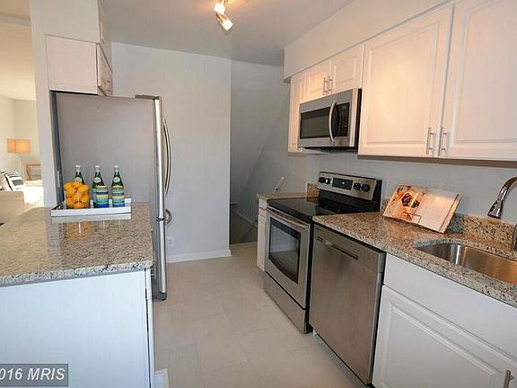 4th image of 4621 34th St S