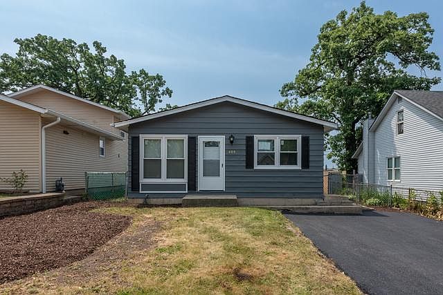 1st image of 405 Woodland Dr