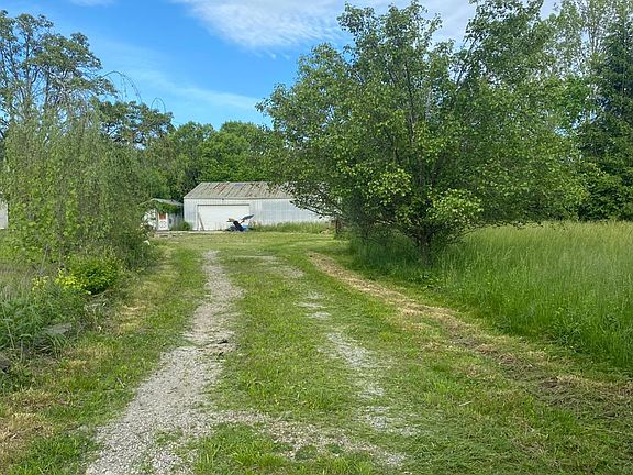 3rd image of 2056 Clermontville Laurel Rd Lot 4