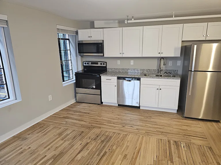 Daugherty Lofts — Photo 12