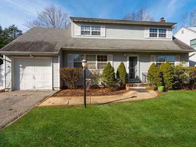 1 Massey Court, Huntington, NY, 11743