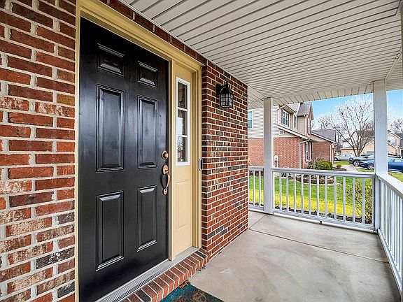 2nd image of 6463 Jennifer Ct