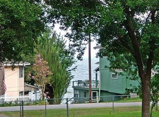 284 Gov Bell Dr, Pointblank, TX 77364