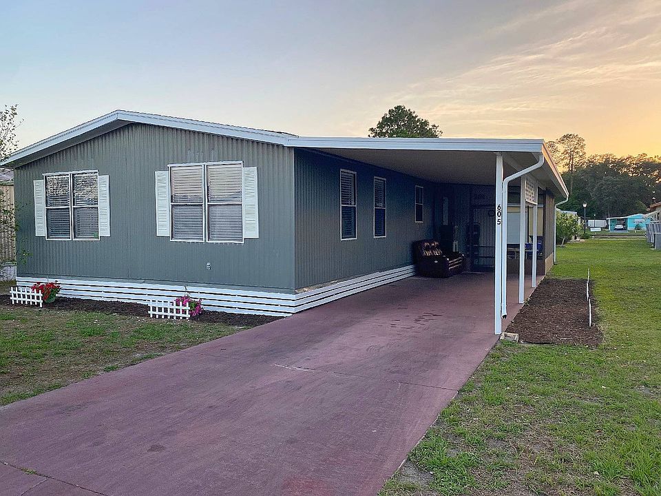 1st image of 605 Live Oak Ln