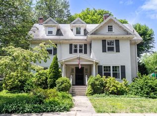 38 Cabot St, Winchester, MA 01890