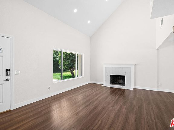 3rd image of 14350 Agave St