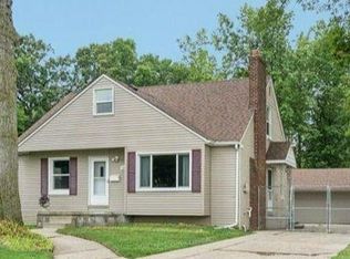 16008 Kennebec St, Southgate, MI 48195