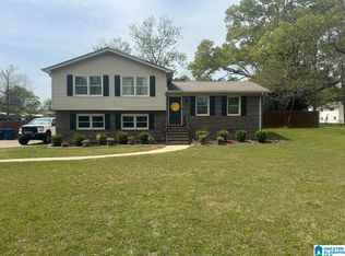 612 10th St SW, Alabaster, AL 35007