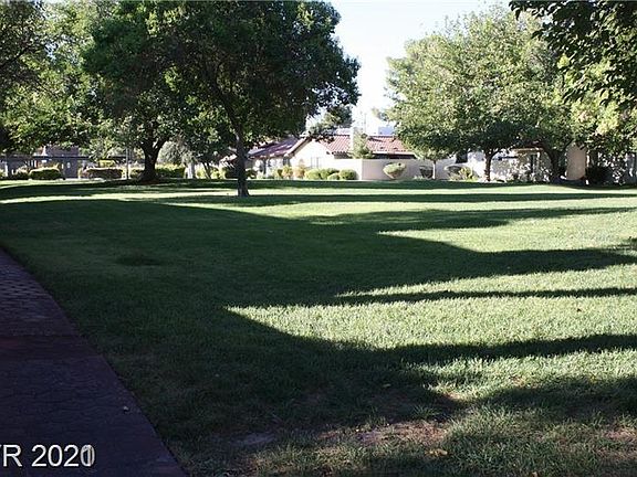 4th image of 703 Sea Pines Ln