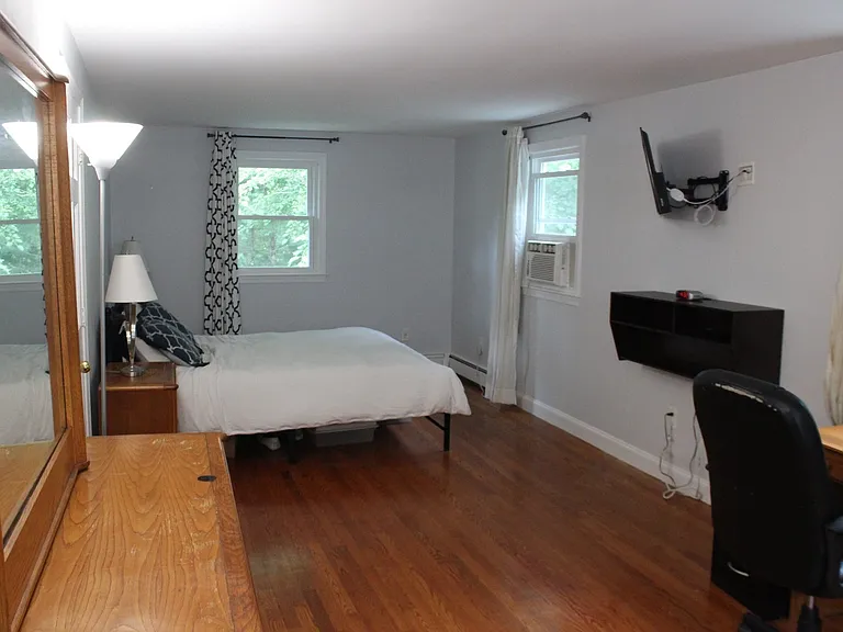 4 Ciccone Way — Photo 11