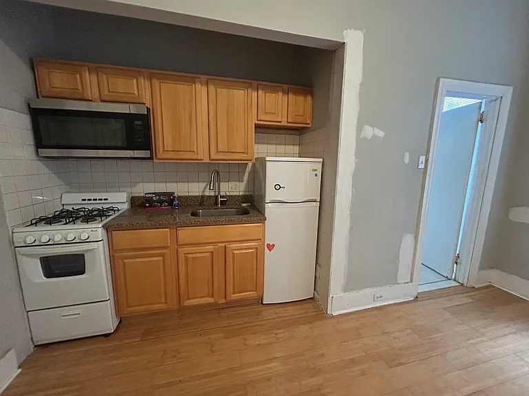3431 Spring Garden St #B2 — Photo 9